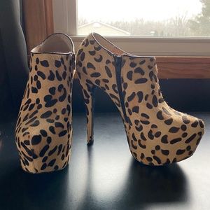 Steve Madden Vipper Booties US 9